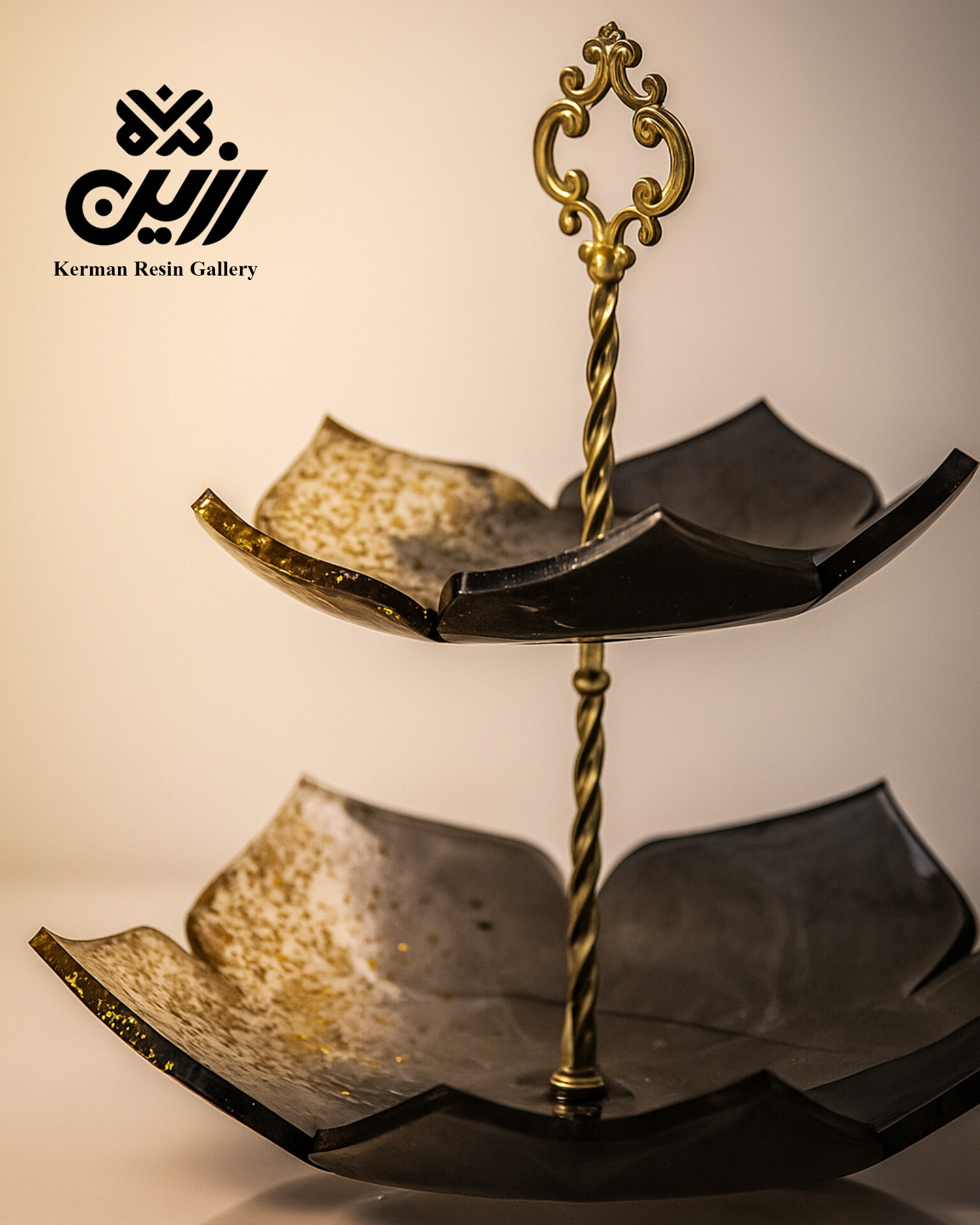 شیرینی خوری ، میوه خوری روشنا